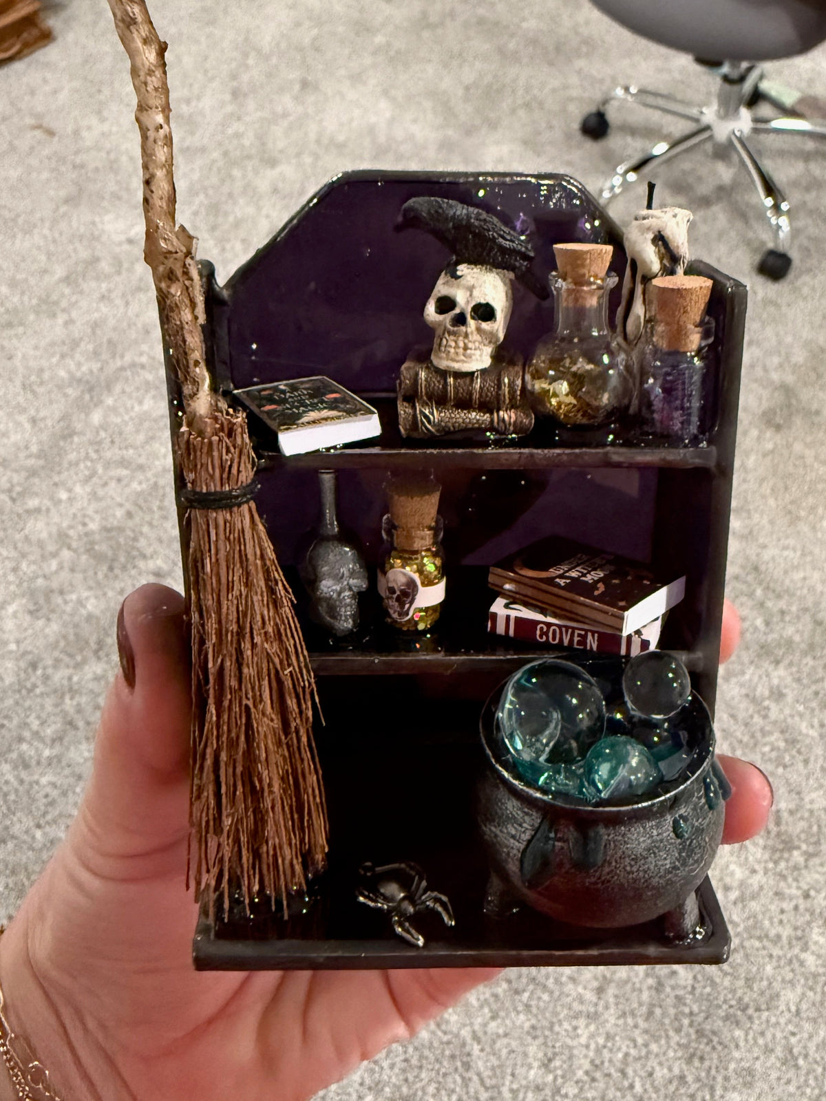 Mini Stained Glass Witchy Bookshelf Nightlight